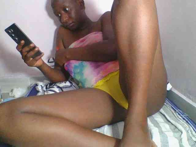 Silentqueen93 webcam