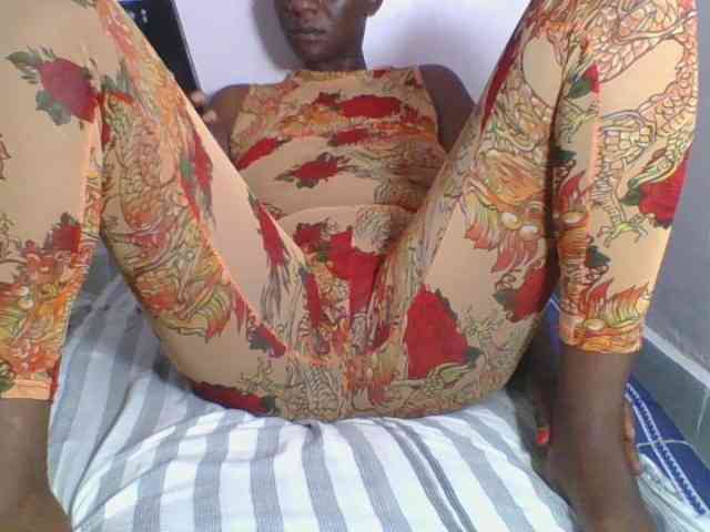 Silentqueen93 webcam
