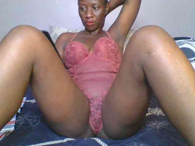 Silentqueen93 webcam