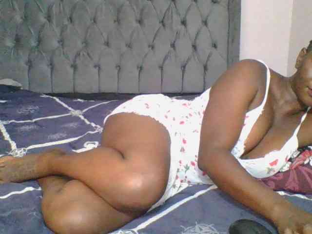 Silentqueen93 webcam