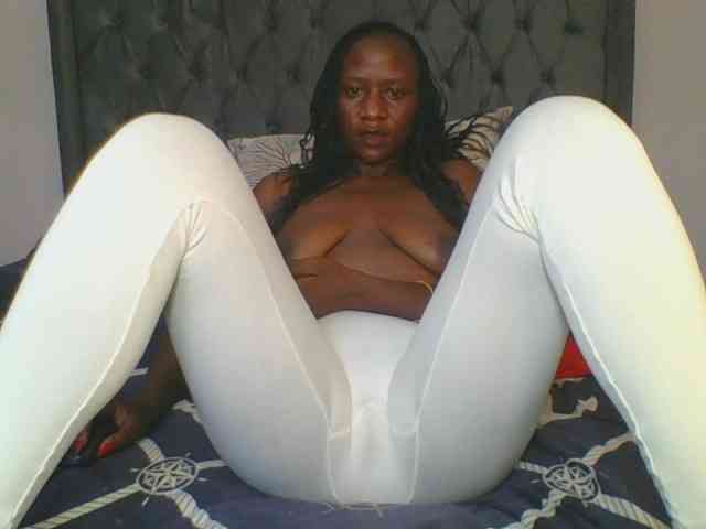 Silentqueen93 webcam