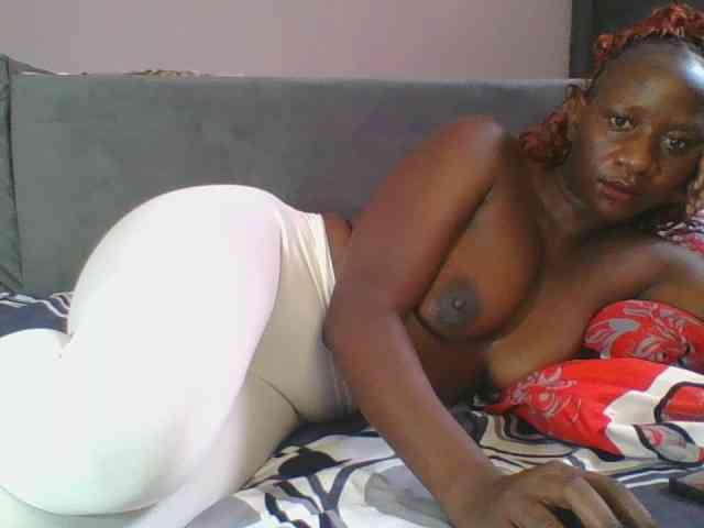 Silentqueen93 webcam