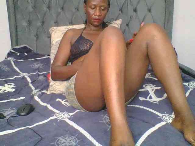 Silentqueen93 webcam