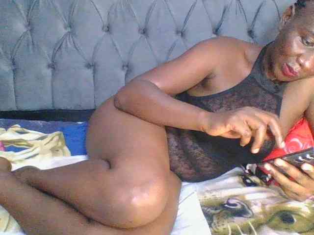 Silentqueen93 webcam