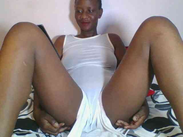 Silentqueen93 webcam