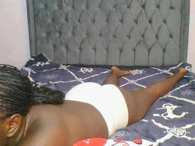 Silentqueen93 webcam