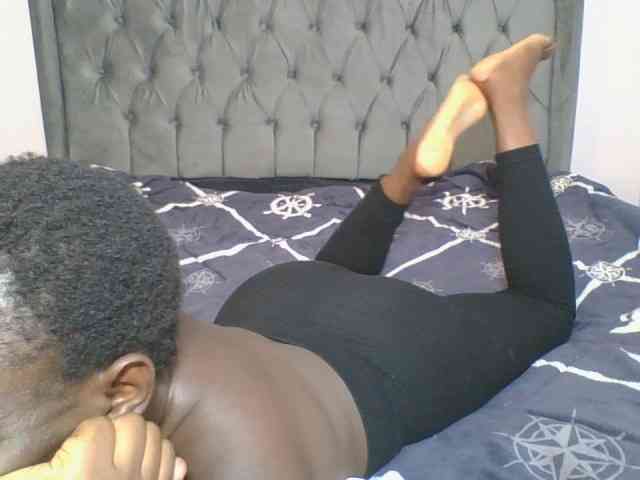Silentqueen93 webcam
