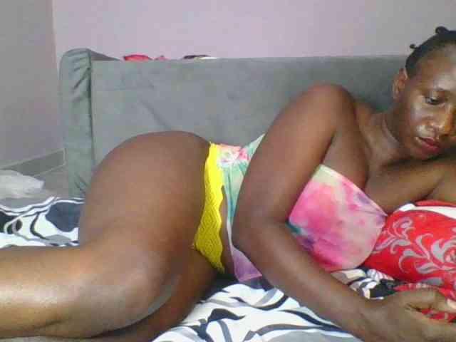 Silentqueen93 webcam