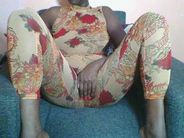 Silentqueen93 webcam
