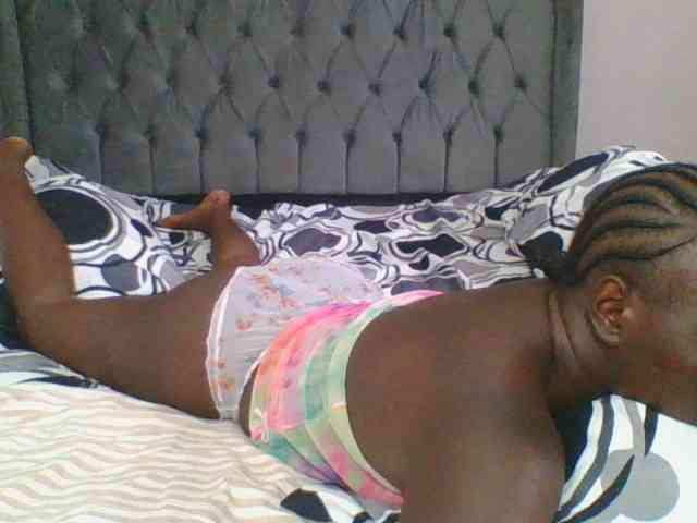 Silentqueen93 webcam