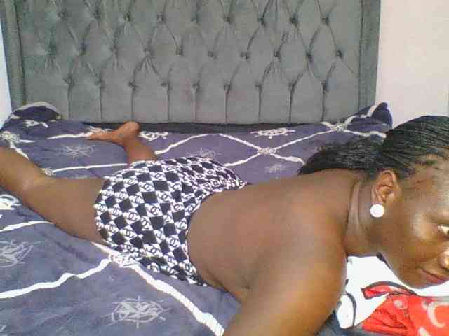 Silentqueen93 webcam