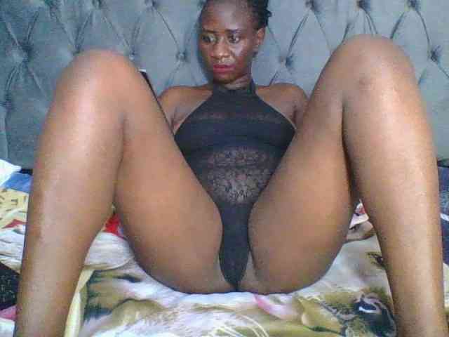 Silentqueen93 webcam