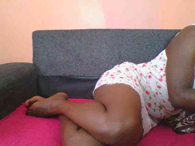 Silentqueen93 webcam