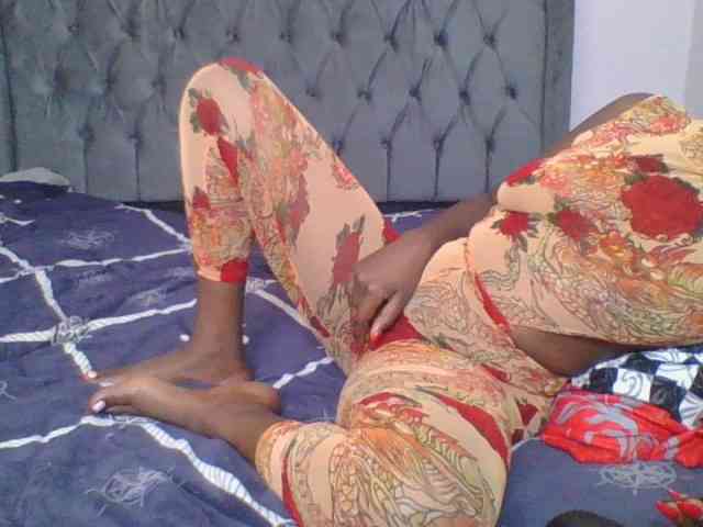 Silentqueen93 webcam