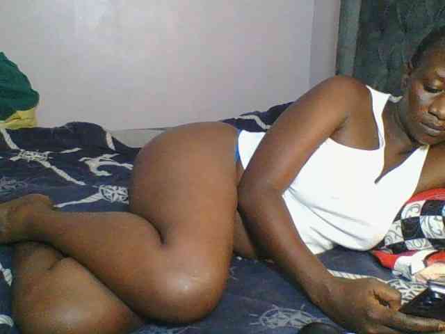 Silentqueen93 webcam