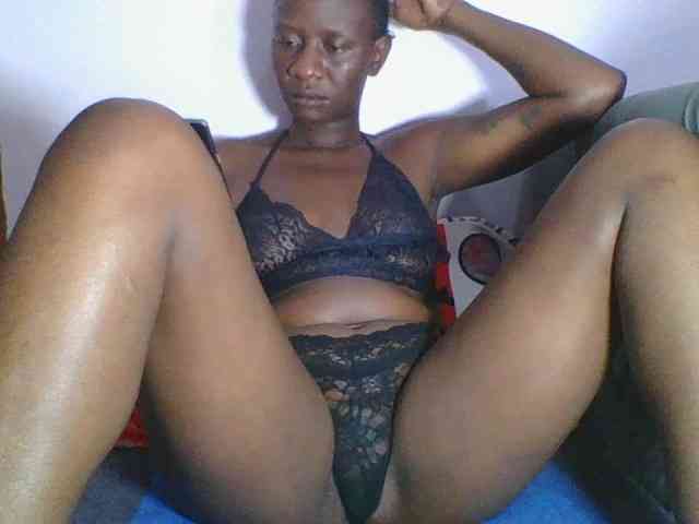 Silentqueen93 webcam