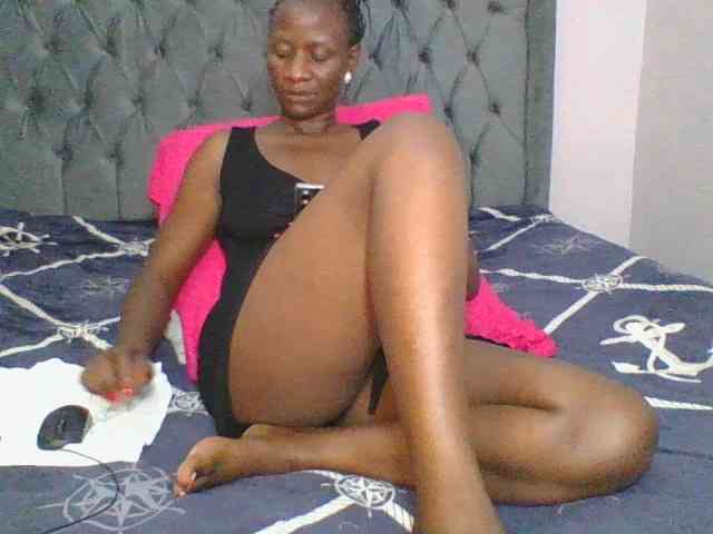 Silentqueen93 webcam