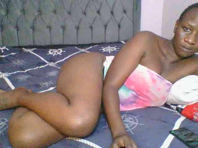 Silentqueen93 webcam