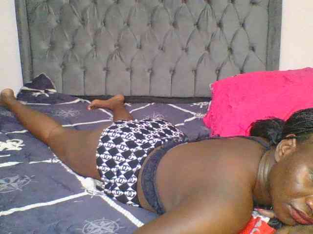 Silentqueen93 webcam