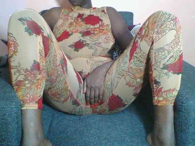 Silentqueen93 webcam