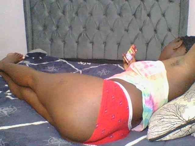 Silentqueen93 webcam