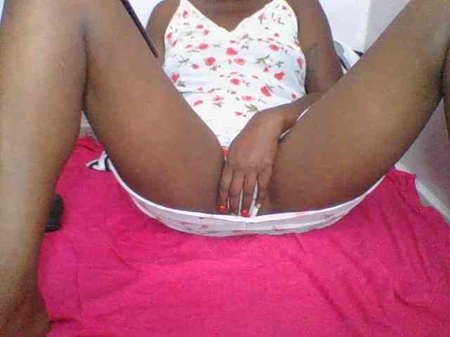 Silentqueen93 webcam