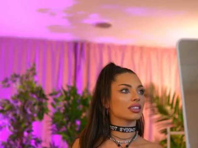 LalaRoze