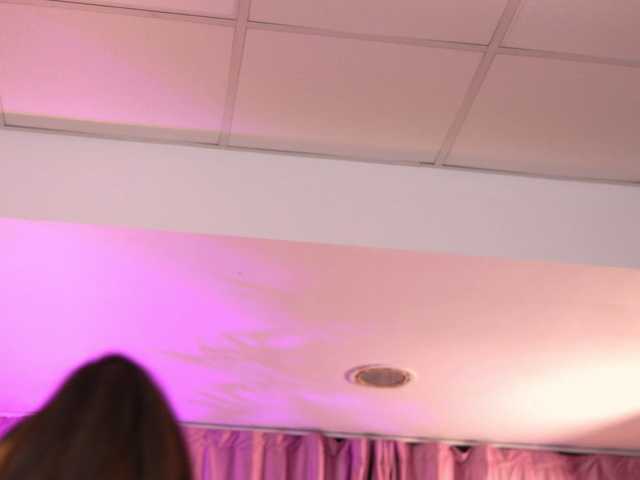 LalaRoze live cam on BongaCams
