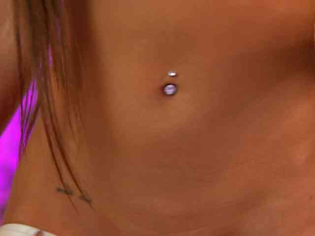 LalaRoze webcam