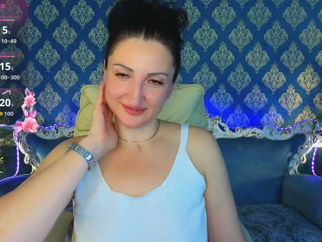 MissRossi live cam preview