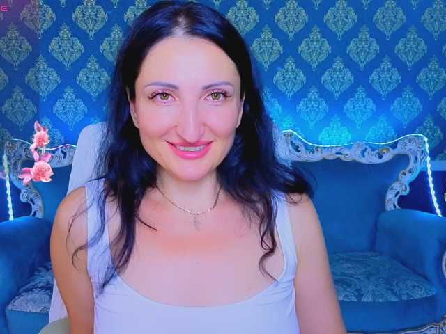 MissRossi live cam on BongaCams