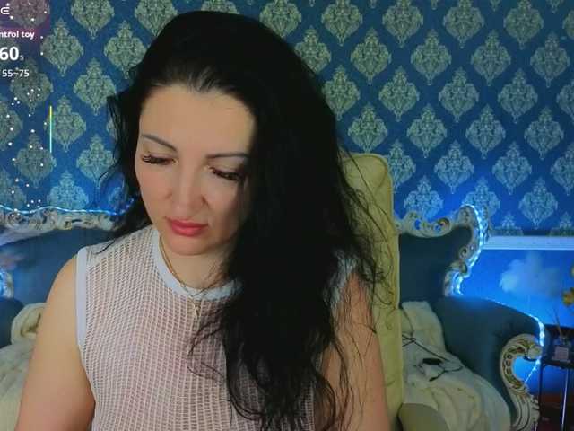 MissRossi's BongaCams show and profile