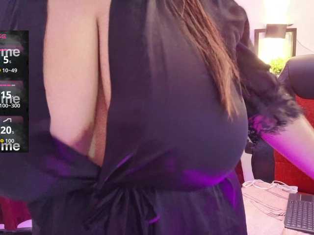 nathalia-correa live cam on BongaCams