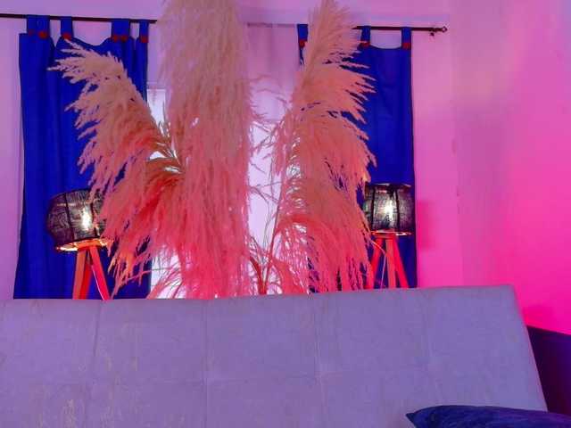 nathalia-correa live cam on BongaCams
