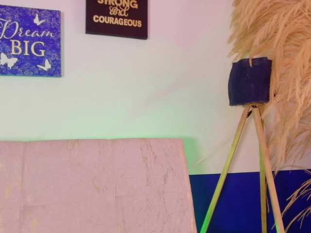 nathalia-correa live cam on BongaCams