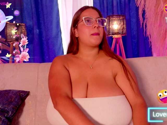 nathalia-correa live cam on BongaCams