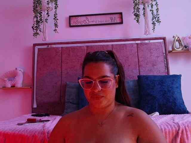 nathalia-correa webcam