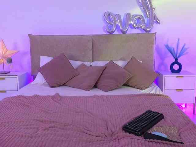 Julesnight Sex Cam Show