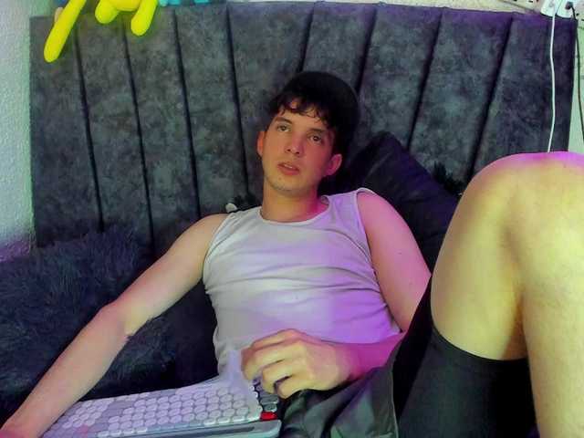 Jheam_Pierro live webcam show