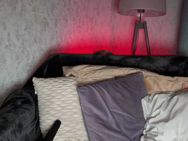 PinkFoxya live cam