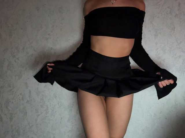 PinkFoxya live cam on BongaCams