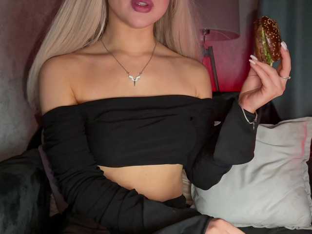 PinkFoxya