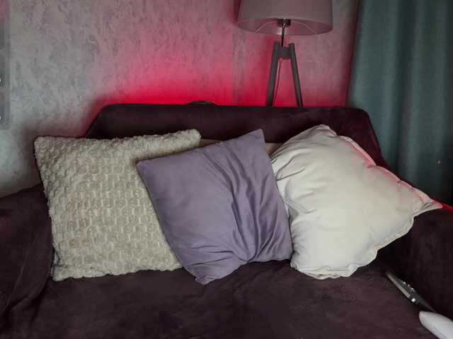 PinkFoxya's BongaCams show and profile