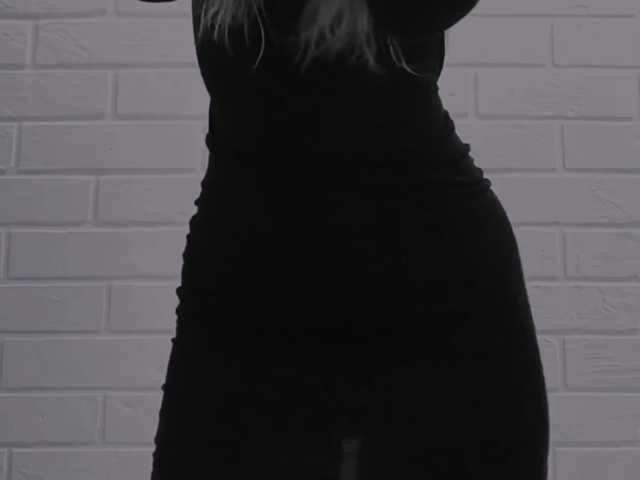 PinkFoxya live cam on BongaCams