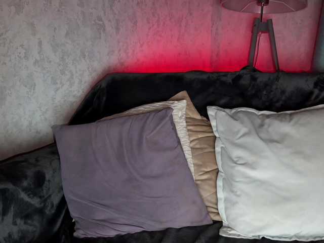 PinkFoxya live cam