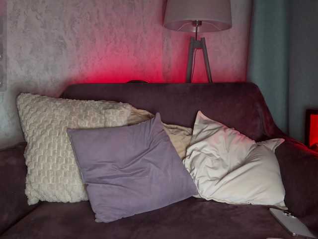 PinkFoxya's BongaCams show and profile