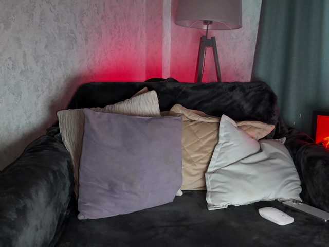 PinkFoxya live cam on BongaCams