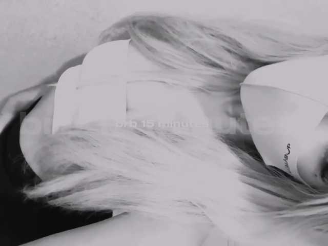 PinkFoxya live cam on BongaCams
