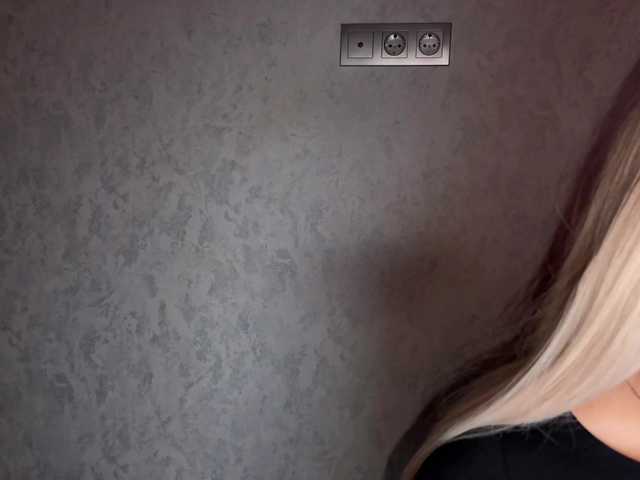 PinkFoxya live cam on BongaCams