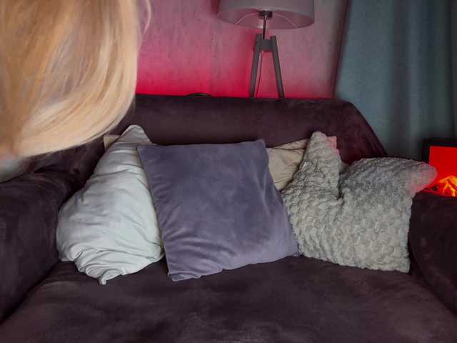 go to chat with PinkFoxya
